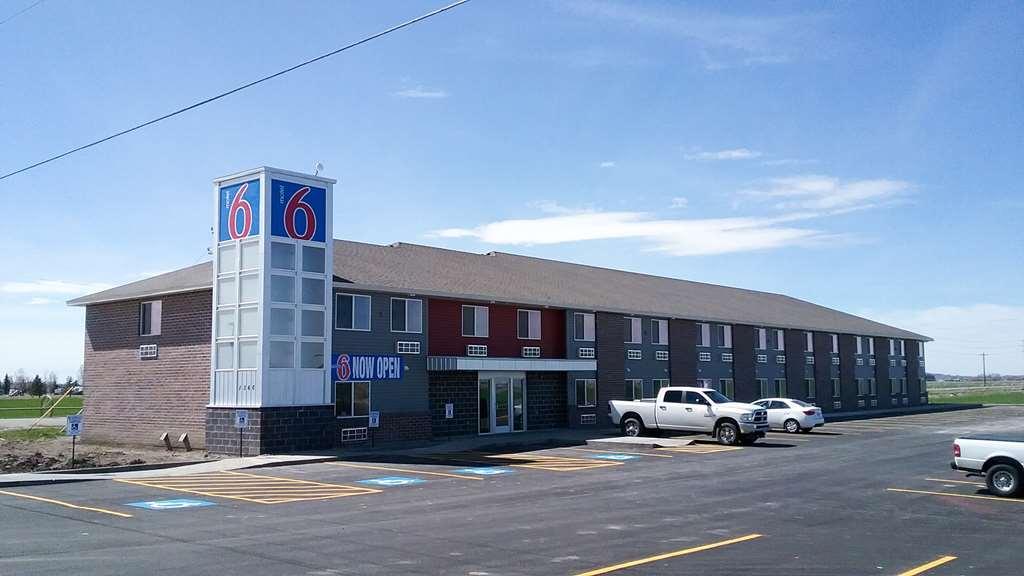 Motel 6 Rexburg, Id Bagian luar foto