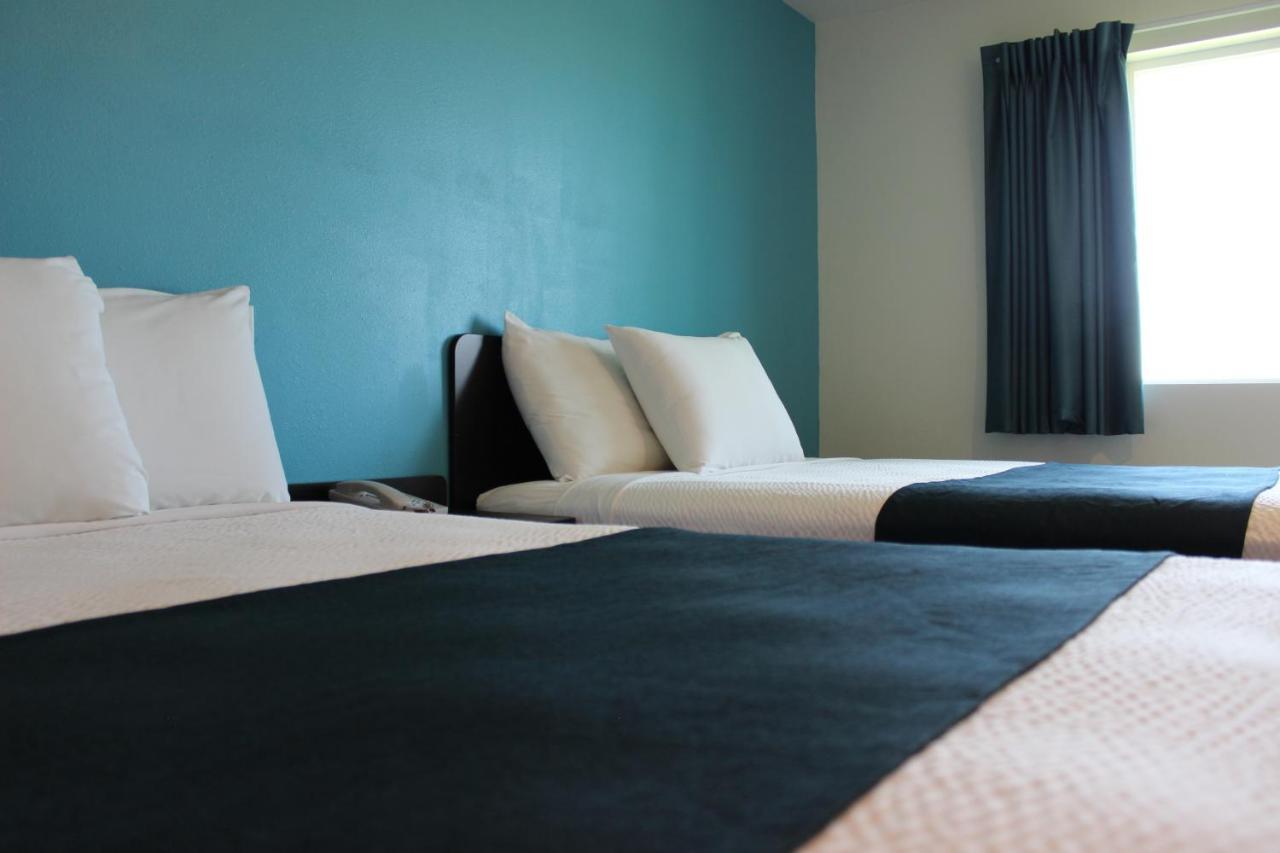 Motel 6 Rexburg, Id Bagian luar foto
