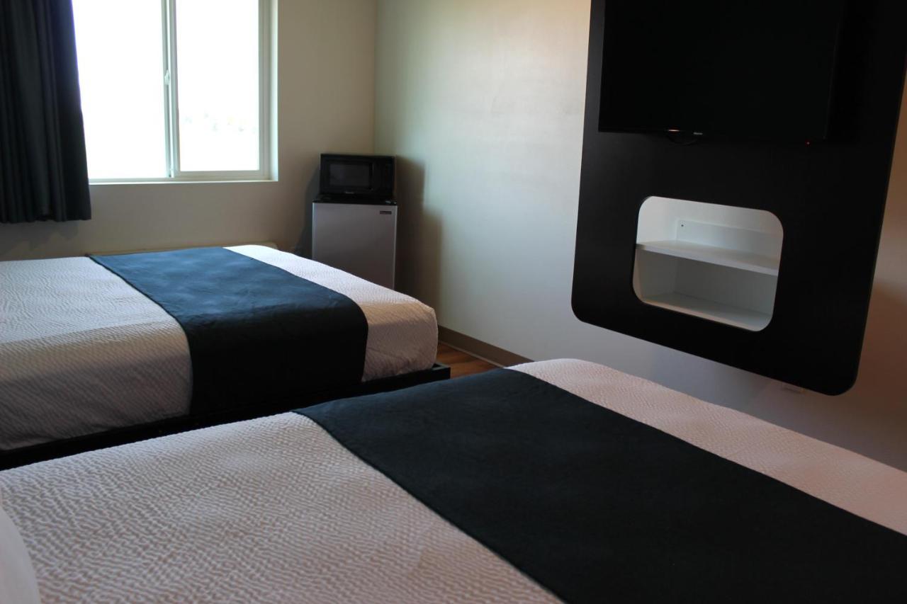 Motel 6 Rexburg, Id Bagian luar foto